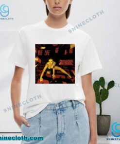 Taylor Swift The Life Of A Showgirl Its Frightening Cover T-shirt Z76ihwp