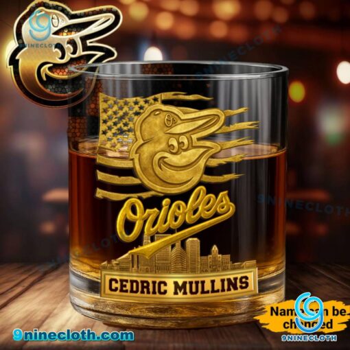 Baltimore Orioles American Flag City Skyline Personalized Whiskey Glass ndxhJkP