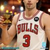 Chicago Bulls American Flag City Skyline Personalized Whiskey Glass-c VZ5ECao