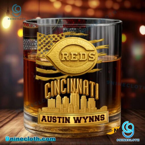 Cincinnati Reds American Flag City Skyline Personalized Whiskey Glass 76Wqmou