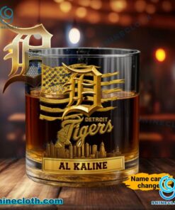 Detroit Tigers American Flag City Skyline Personalized Whiskey Glass 172KV6w