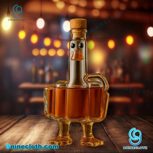 Goose-shaped Whiskey Bottle ElkJCKc