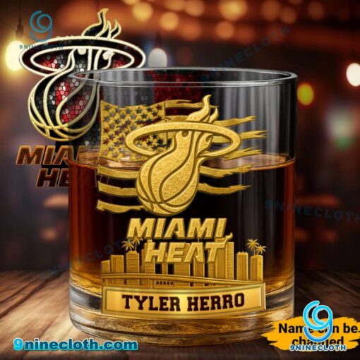 Miami Heat American Flag City Skyline Personalized Whiskey Glass qHm63DQ