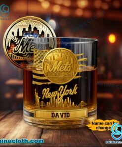 New York Mets American Flag City Skyline Personalized Whiskey Glass wlt3zMO