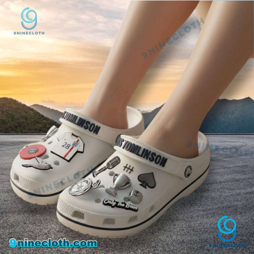 Louis Tomlinson Crocs With Charms-a 7NI4bgB
