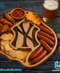 New York Yankees MLB Wooden Charcuterie Board FCsy3jn