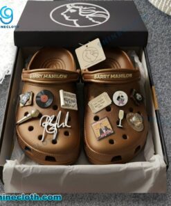 Barry Manilow Crocs With Charms 5bkILG0