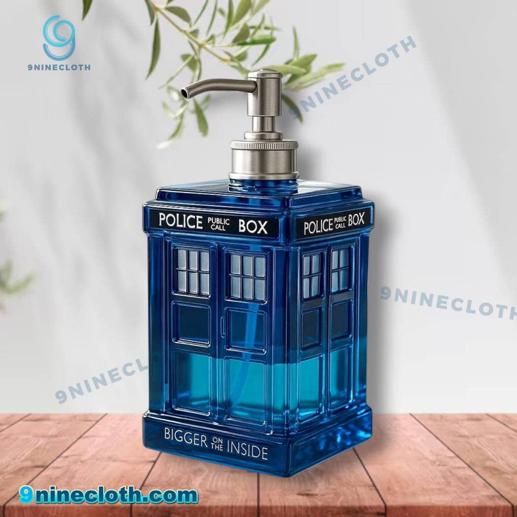 Doctor Who Tardis Hand Sanitizer Bottle qW584vQ