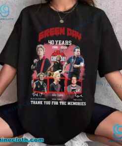 Green Day 40 Years 1986-2026 Signatures T-shirt i0O7MVE