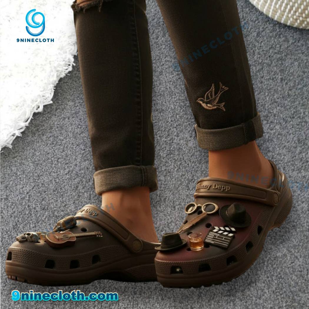 Johnny Depp Crocs With Charms-b EokBuOR