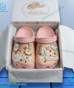 Loretta Lynn Crocs With Charms fsId1Hy