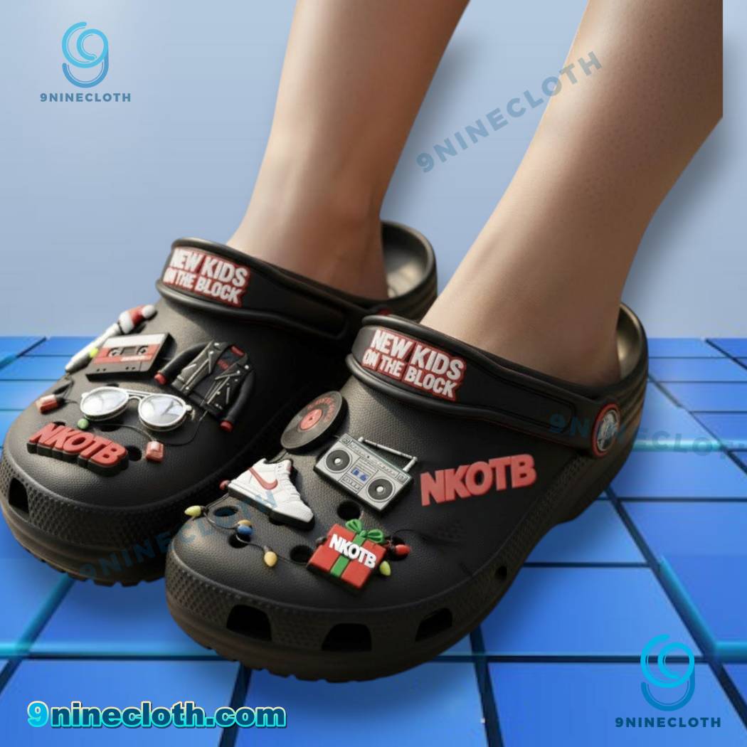 New Kids On The Block Crocs With Charms-b FBSxLiU