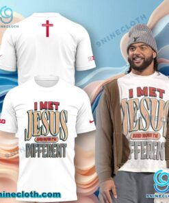 Ohio State Buckeyes I Met Jesus And Now I'm Different T-shirt JpfG1rz
