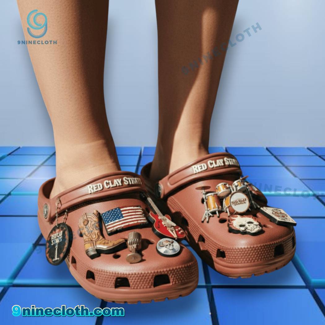 The Red Clay Strays Crocs With Charms-b QwGHez4
