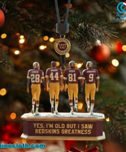 Yes I'm Old But I Saw Redskins Greatness Ornament XQFA5Jl