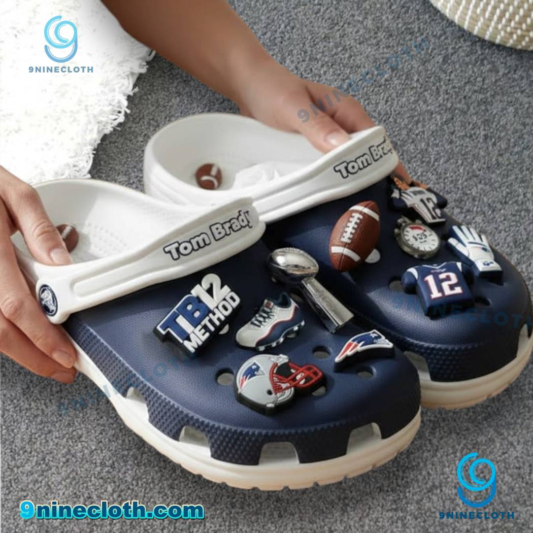 Tom Brady New England Patriots Crocs With Charms-a la7PRXD